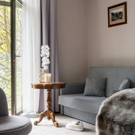 Folk Art & Spa Krupowki 25 *