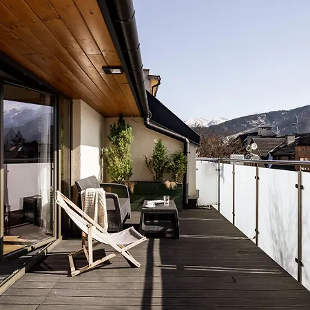 Apartmán Folk Art & Spa Krupowki 25 *